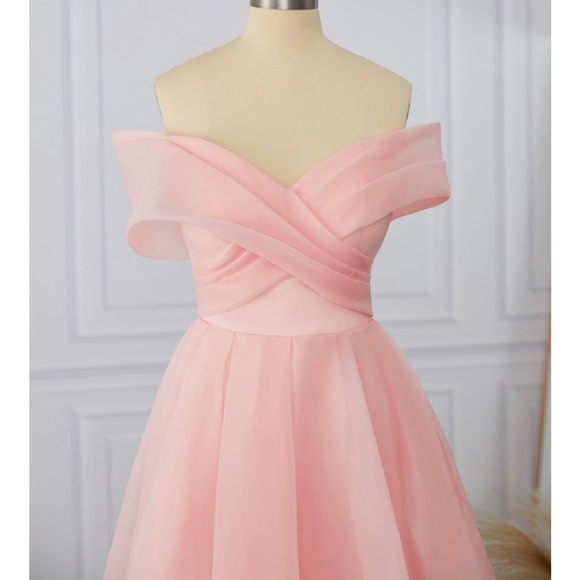 Dress - Picture 4 of 12